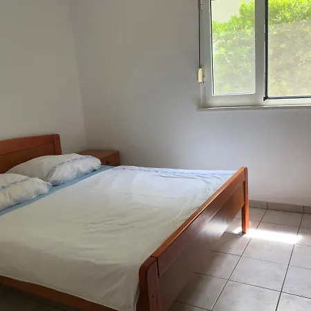 Apartment-villa Vesna *