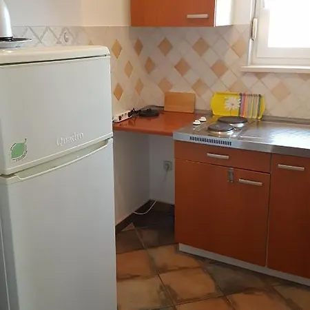 Apartment-villa Vesna Апартаменты Привлака
