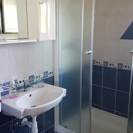 Апартаменты Apartment-villa Vesna Привлака