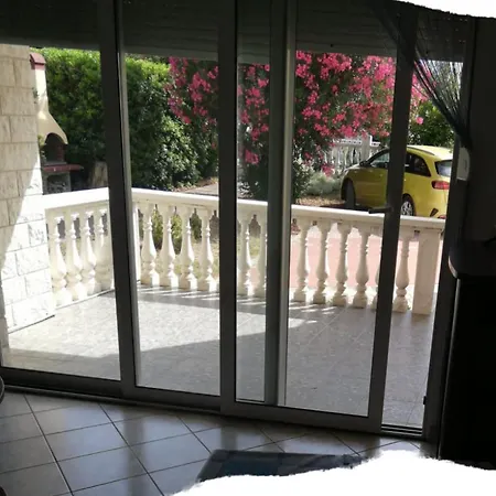 Apartment-villa Vesna *
