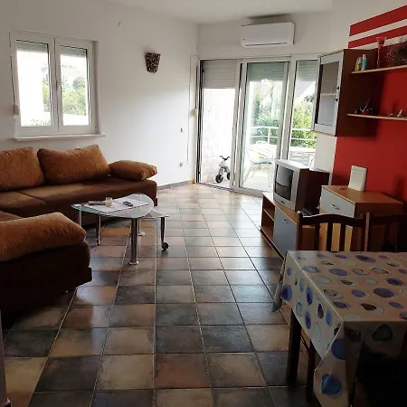 Apartment-villa Vesna Apartamento *