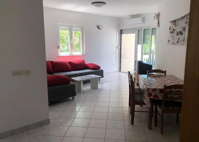 Apartment-villa Vesna Апартаменты