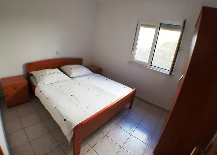 Apartment-villa Vesna
